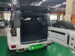 Beijing Jeep BJ40 2023 2.0T Automatic Four-Wheel Drive Urban Hunter Edition Swordsman - ფოტო 19