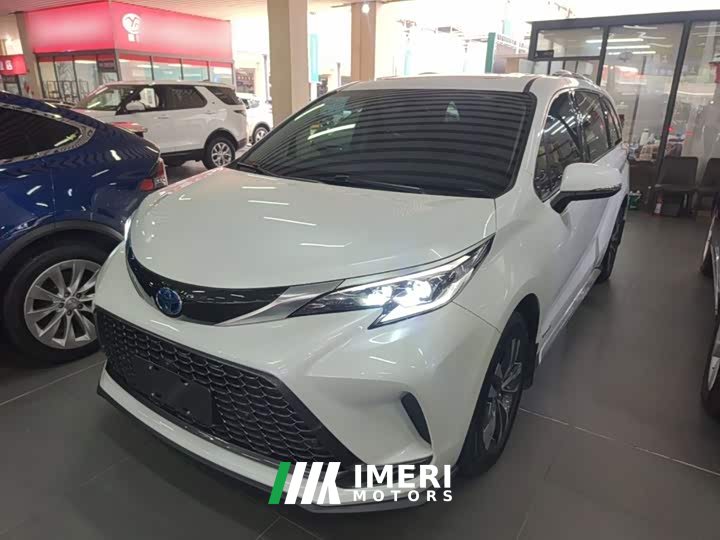 Toyota Grevias 2.5L Hybrid Luxury - ავტომობილი ჩინეთიდან