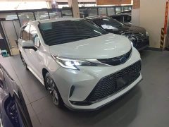 Toyota Grevias 2.5L Hybrid Luxury - ფოტო 4