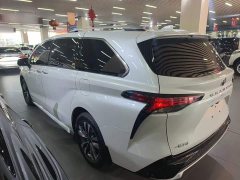 Toyota Grevias 2.5L Hybrid Luxury - ფოტო 5