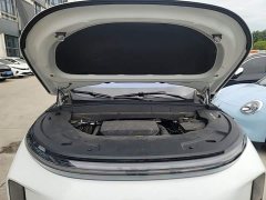 Li Auto L7 MAX - ფოტო 17