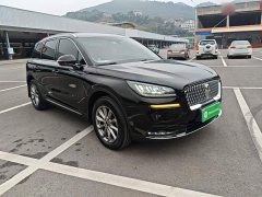 Lincoln Explorer 2.0T Two-Wheel Drive Premium - ფოტო 4