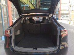 Tesla Model Y Standard Range RWD - ფოტო 15
