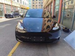 Tesla Model Y Standard Range RWD - ფოტო 3