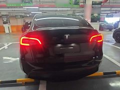 Tesla Model Y Standard Range RWD - ფოტო 6