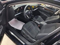 Volkswagen Passat Outstanding Edition 380TSI Dragon Ascendant Version - ფოტო 16