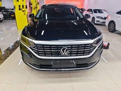 Volkswagen Passat Outstanding Edition 380TSI Dragon Ascendant Version - ფოტო 3