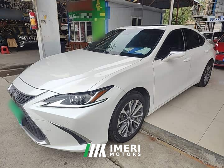 Lexus ES 2021 260 Excellence Edition - ავტომობილი ჩინეთიდან