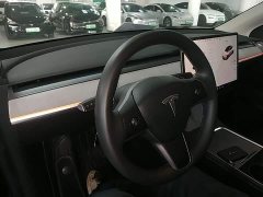 Tesla Model Y Rear-Wheel Drive - ფოტო 10