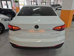 Volkswagen Lavida 1.5L Automatic Deyi Edition - ფოტო 6