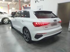 Audi A3 Sportback 35 TFSI Luxury Sport - ფოტო 5