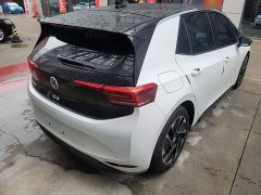 Volkswagen ID.3 Outstanding Edition - ფოტო 7