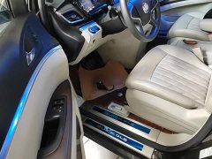Buick GL8 Land Business Class 652T Comfort - ფოტო 16