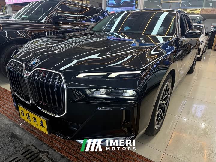 BMW i7 eDrive50L M - ავტომობილი ჩინეთიდან