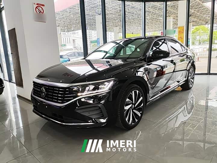 Volkswagen Passat 2025 Outstanding Edition 330TSI Elite - ავტომობილი ჩინეთიდან