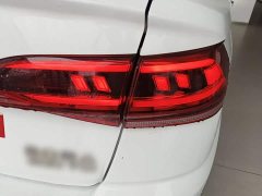 Volkswagen Bora 200TSI DSG Comfort Pro - ფოტო 8