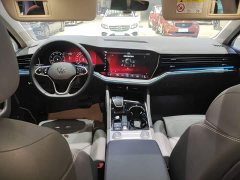Volkswagen Touareg 2022 2.0TSI Ruishang Edition - ფოტო 10