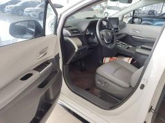 Toyota Sienna 2023 2.5L Hybrid Luxury - ფოტო 16