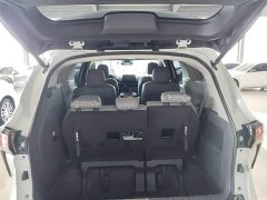 Toyota Sienna 2023 2.5L Hybrid Luxury - ფოტო 19