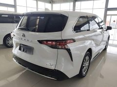 Toyota Sienna 2023 2.5L Hybrid Luxury - ფოტო 7