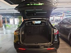 Tesla Model Y Standard Range RWD - ფოტო 19