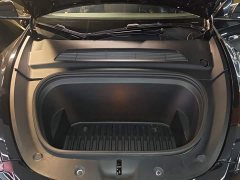 Tesla Model Y Standard Range RWD - ფოტო 20