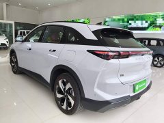 BAIC ARCFOX Alpha T5 2026 Extended Range 1215 Yuan Jing Zhi Xing Version - ფოტო 5