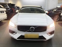 Volvo S60 2023 B4 Smart Luxury Edition - ფოტო 3