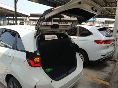 Honda Fit 1.5L CVT Trendy Sunroof Edition - ფოტო 19