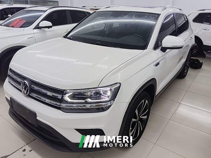 Volkswagen Touareg 280TSI FWD Luxury Plus - ავტომობილი ჩინეთიდან