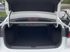 Geely Emgrand 4th Generation 1.5L CVT Luxury - ფოტო 17