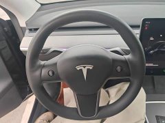 Tesla Model Y Rear-Wheel Drive - ფოტო 11