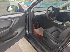 Tesla Model Y Rear-Wheel Drive - ფოტო 16