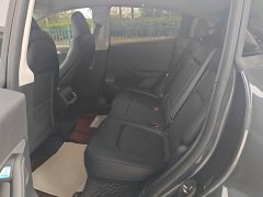Tesla Model Y Rear-Wheel Drive - ფოტო 17