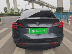 Tesla Model Y Rear-Wheel Drive - ფოტო 6