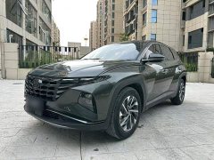Hyundai Tucson L 1.5T DCT LUX Premium N Line - ფოტო 1