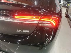 Buick Junyue 652T Luxury - ფოტო 8