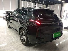 Lynk & Co Geely Lynk & Co 08 EM-P 220km AWD Performance Halo - ფოტო 5