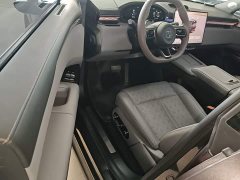 Zeekr 7X 100kWh Long Range RWD Smart Driving Edition - ფოტო 16