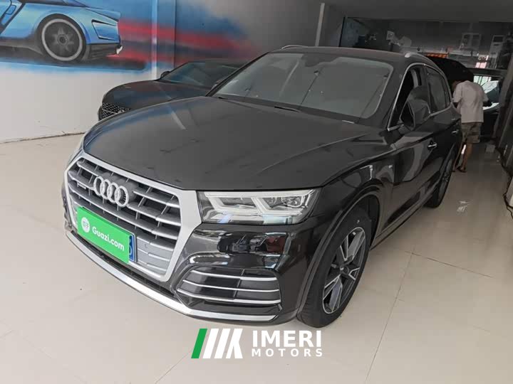 Audi Q5L Facelift 40 TFSI Prestige Fashion Edition