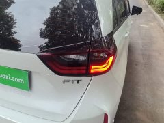 Honda Fit 1.5L CVT Trend Edition - ფოტო 8