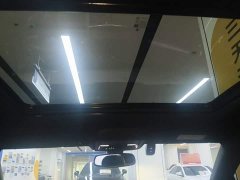 Cadillac XT4 28T FWD Luxury - ფოტო 18