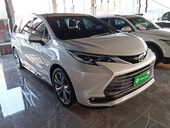Toyota Sienna 2021 2.5L Hybrid Premium Edition - ფოტო 4