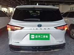 Toyota Sienna 2021 2.5L Hybrid Premium Edition - ფოტო 6