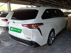 Toyota Sienna 2021 2.5L Hybrid Premium Edition - ფოტო 7