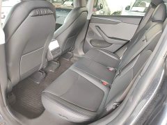 Tesla Model Y Rear-Wheel Drive - ფოტო 17