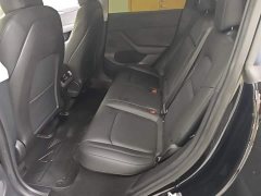 Tesla Model Y Rear-Wheel Drive - ფოტო 17