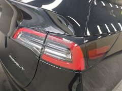 Tesla Model Y Rear-Wheel Drive - ფოტო 8