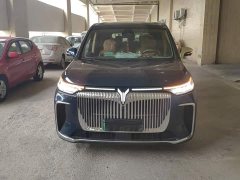 Voyah Lantu Dreamchaser PHEV AWD Excellence Kunpeng Edition - ფოტო 3
