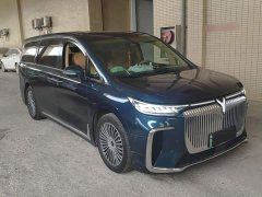 Voyah Lantu Dreamchaser PHEV AWD Excellence Kunpeng Edition - ფოტო 4